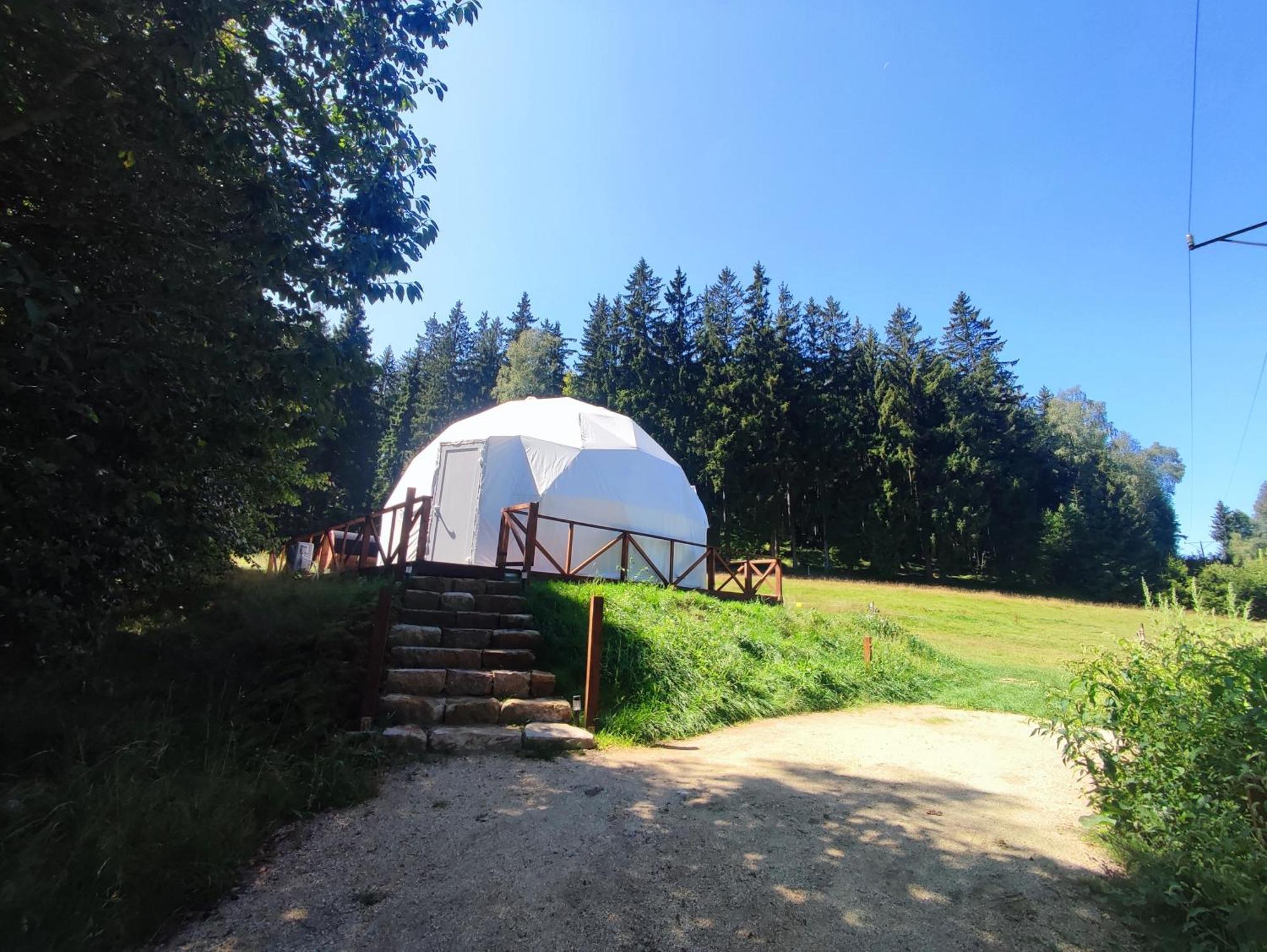 فندق Forrest Glamp Mieroszow المظهر الخارجي الصورة